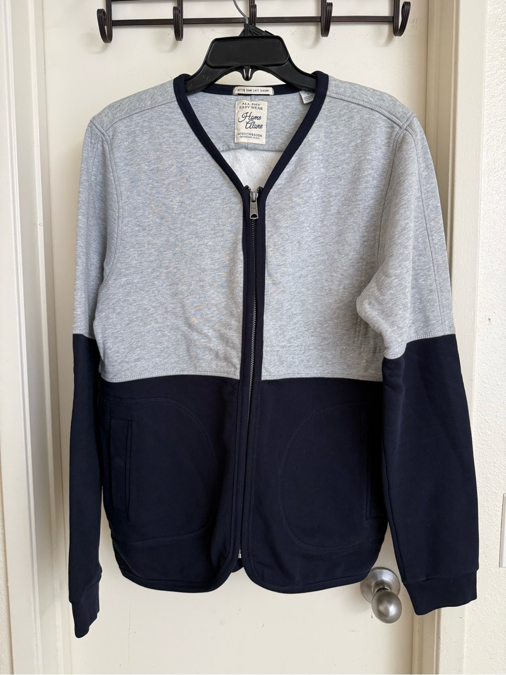 Scotch & Soda men’s zip up cardigan